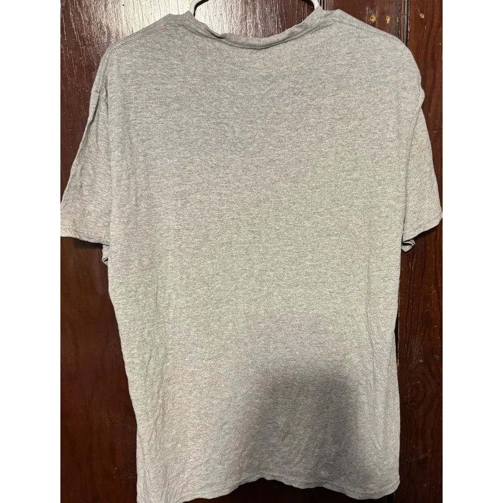 Minions Despicable Me T-Shirt Men's Size L Gray